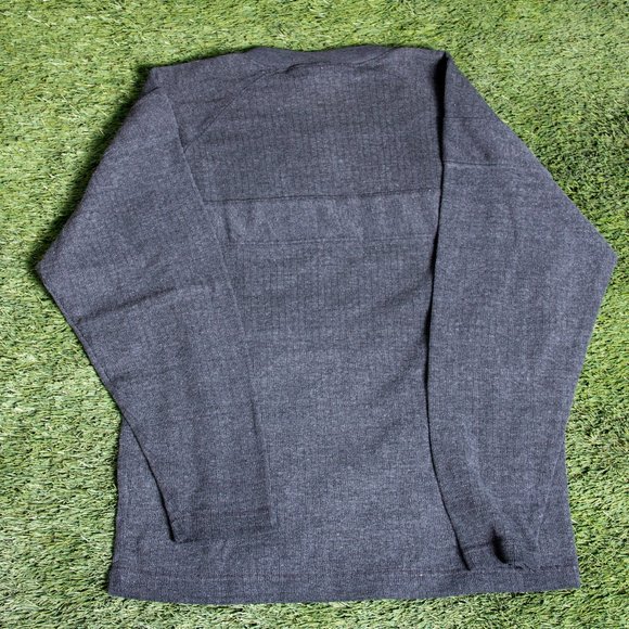 Vintage Reebok V-Neck Sweatshirt - Picture 4 of 4